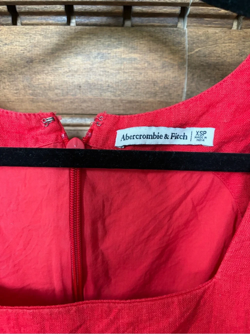 Abercrombie & Fitch sleek sleeveless